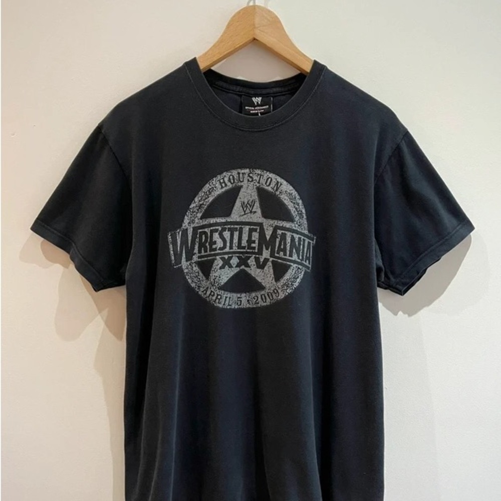 WWE Black Tee with Gray WrestleMania Logo